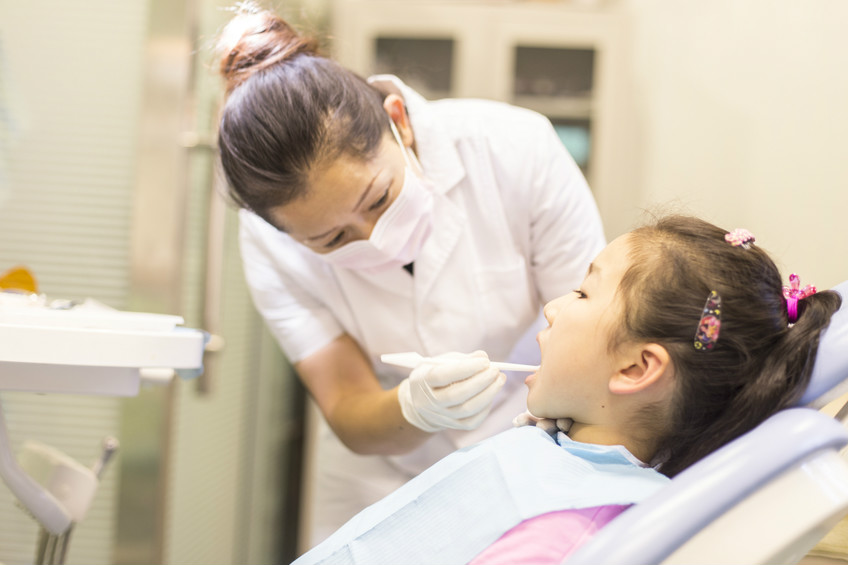 儿童蛀牙牙齿有黑点怎么治疗