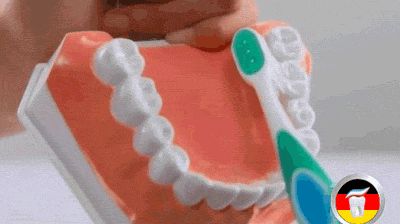 为什么越来越多的人使用电动牙刷？它真的可以把牙齿刷得更白吗？