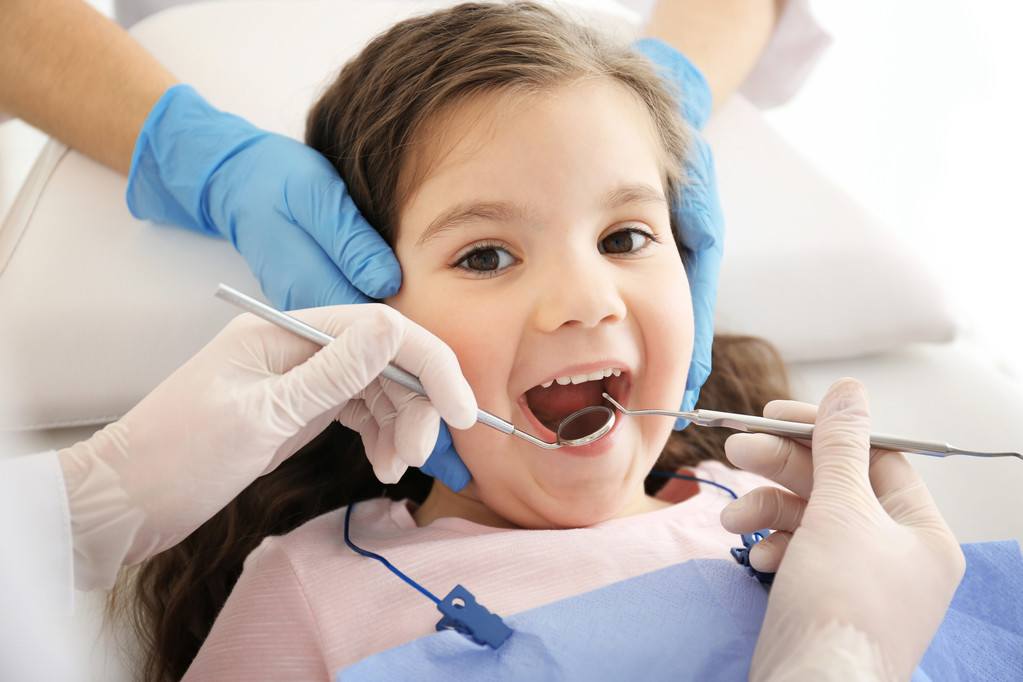 窝沟封闭会损伤孩子的牙齿吗？深圳儿童口腔医院？