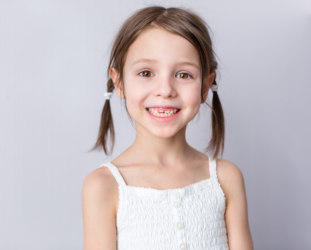 儿童牙齿矫正什么时候比较好？深圳儿童正畸医院？