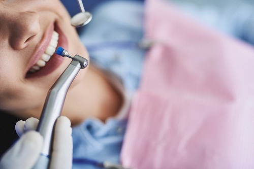 如何選擇正規的洗牙機構