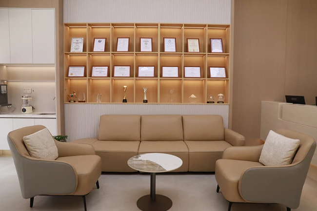 愛康健富港口腔門診